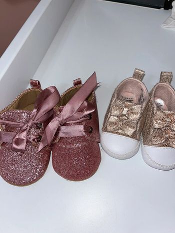 Lot 2 paires de chaussures pailletées