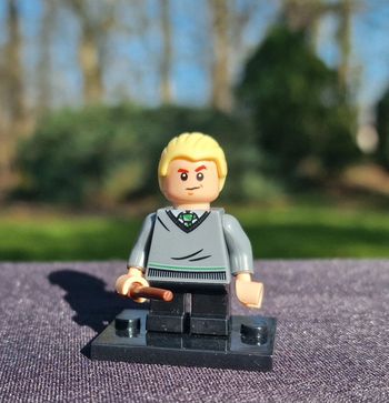 Minifigure Harry Potter Draco Malfoy tenu d'école