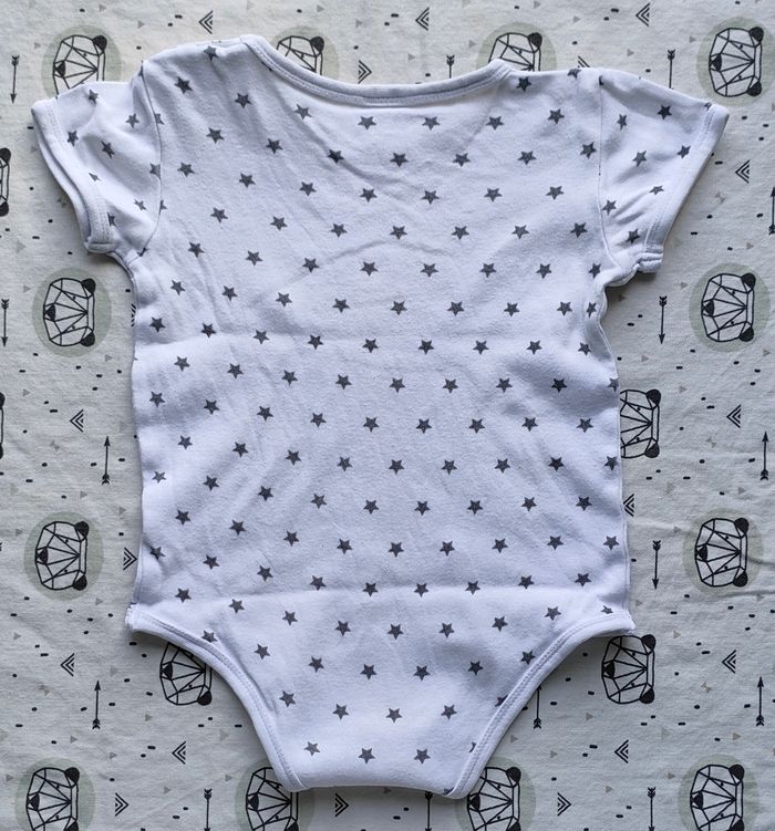 Lot de bodies MC mixte taille 12 mois - photo numéro 4