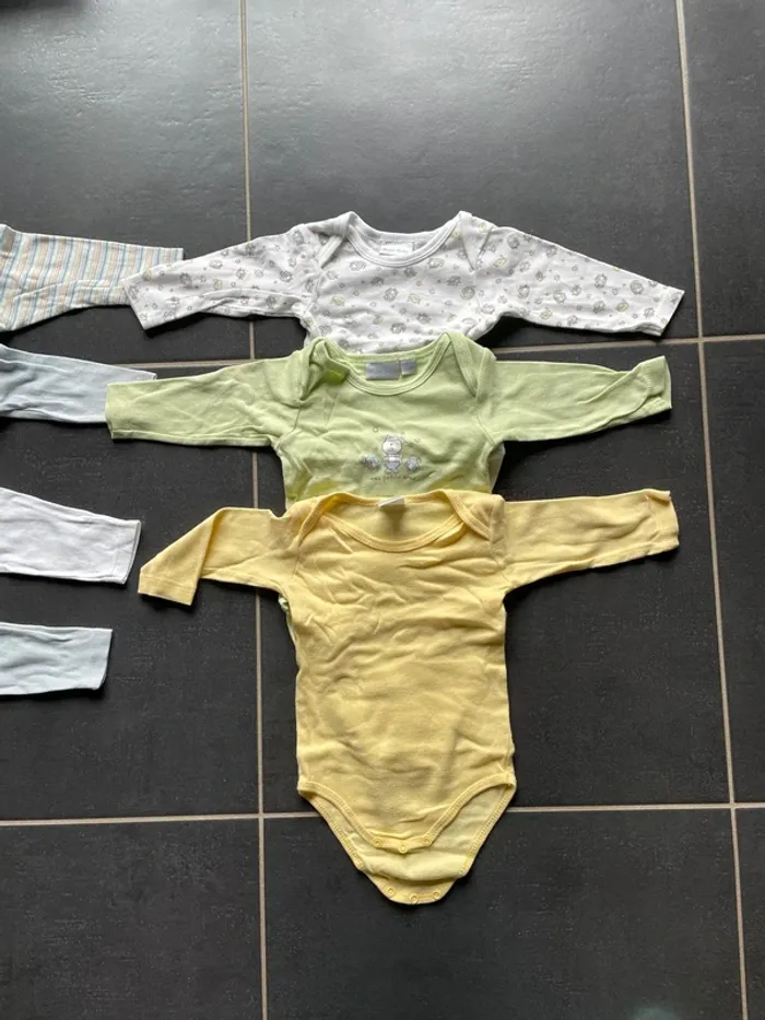Lot 7 bodies bleu blanc jaune vert - photo numéro 2