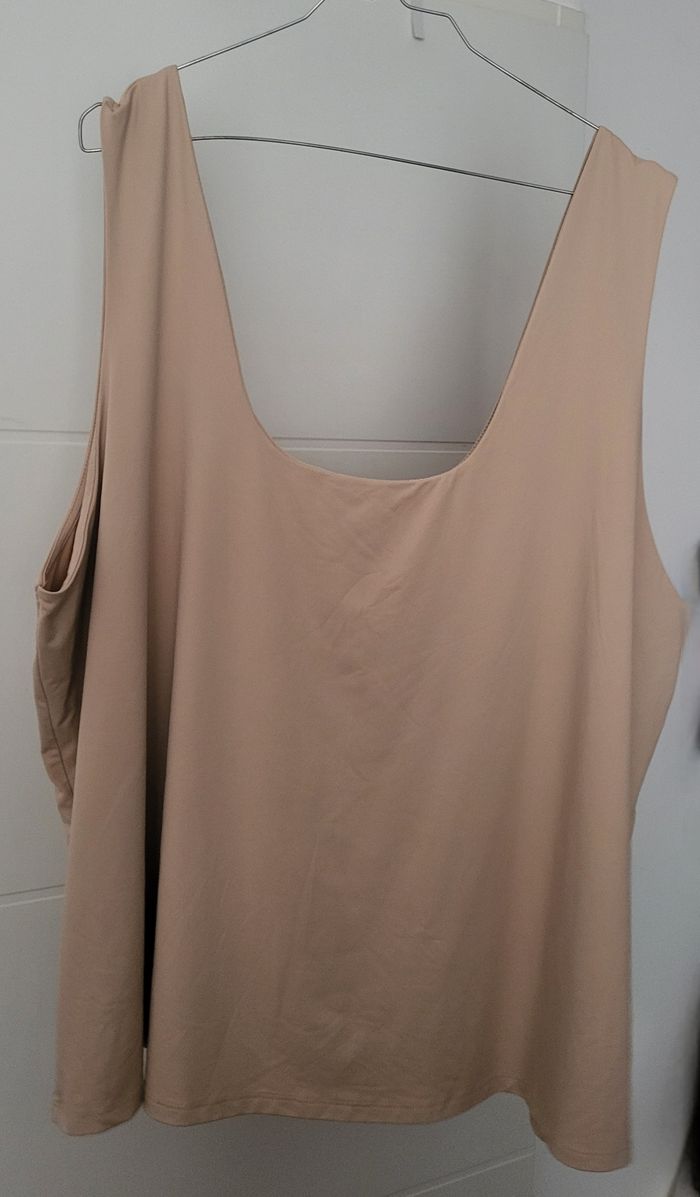 Très joli débardeur 3XL beige très clair Kiabi - photo numéro 2