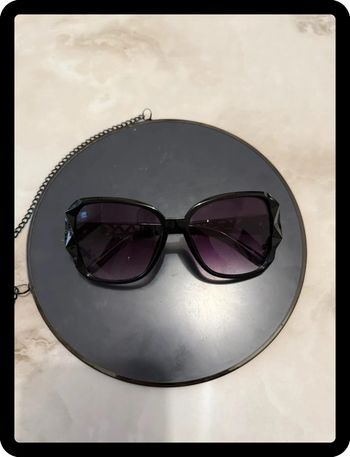 Lunette de soleil noire/rose