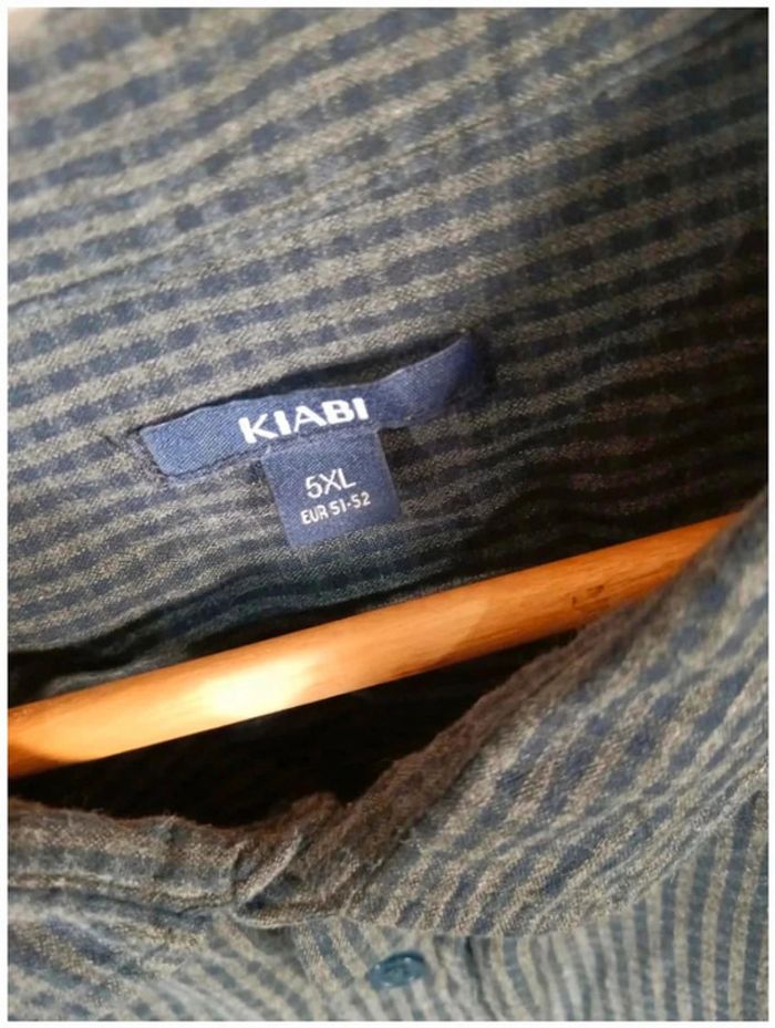 C2 chemise rayé noir Kiabi 5XL - photo numéro 3