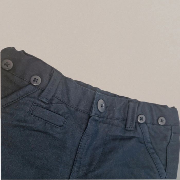 Magnifique pantalon bleu marine taille 6 Mois - photo numéro 2