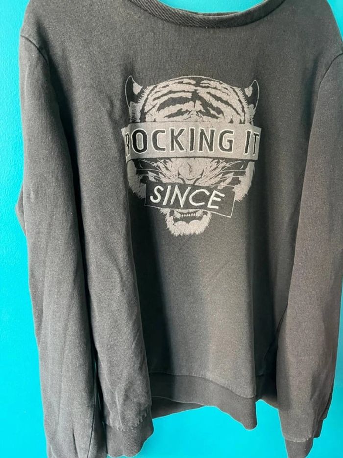 Beau sweat en coton only kids taille 14 ans