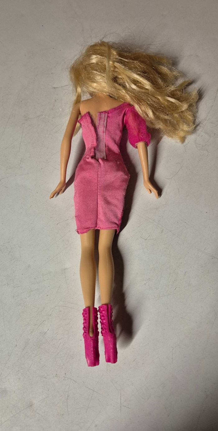 Poupée barbie fashionistas mattel année 1999 - photo numéro 2
