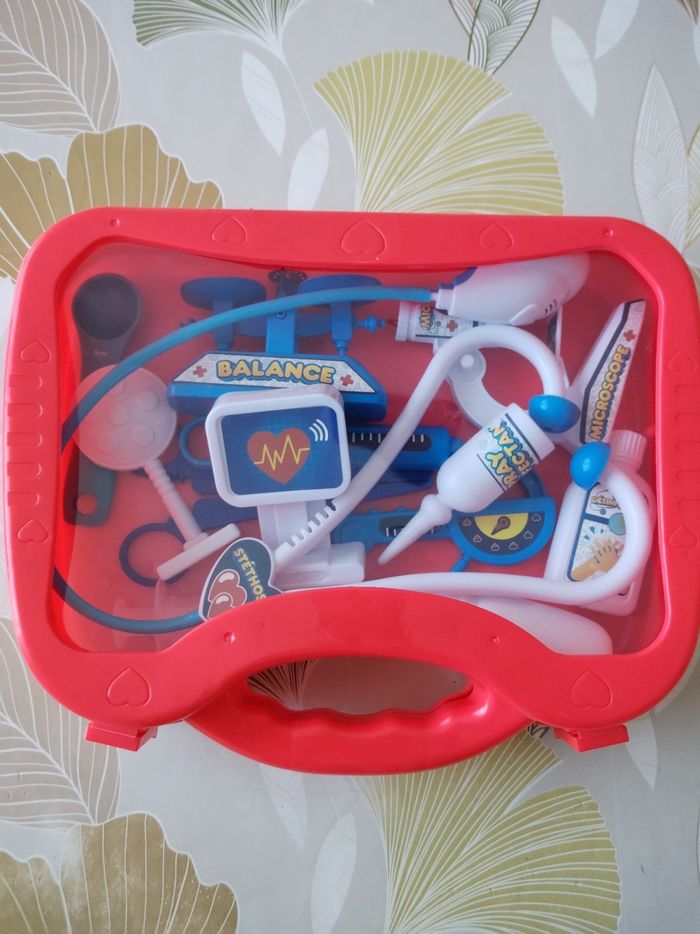 Malette docteur Storiz 3 ans +