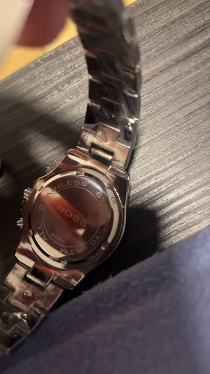 Montre à la mode - photo numéro 3