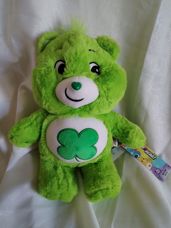 Ours en peluche vert 35cm expression trèfle