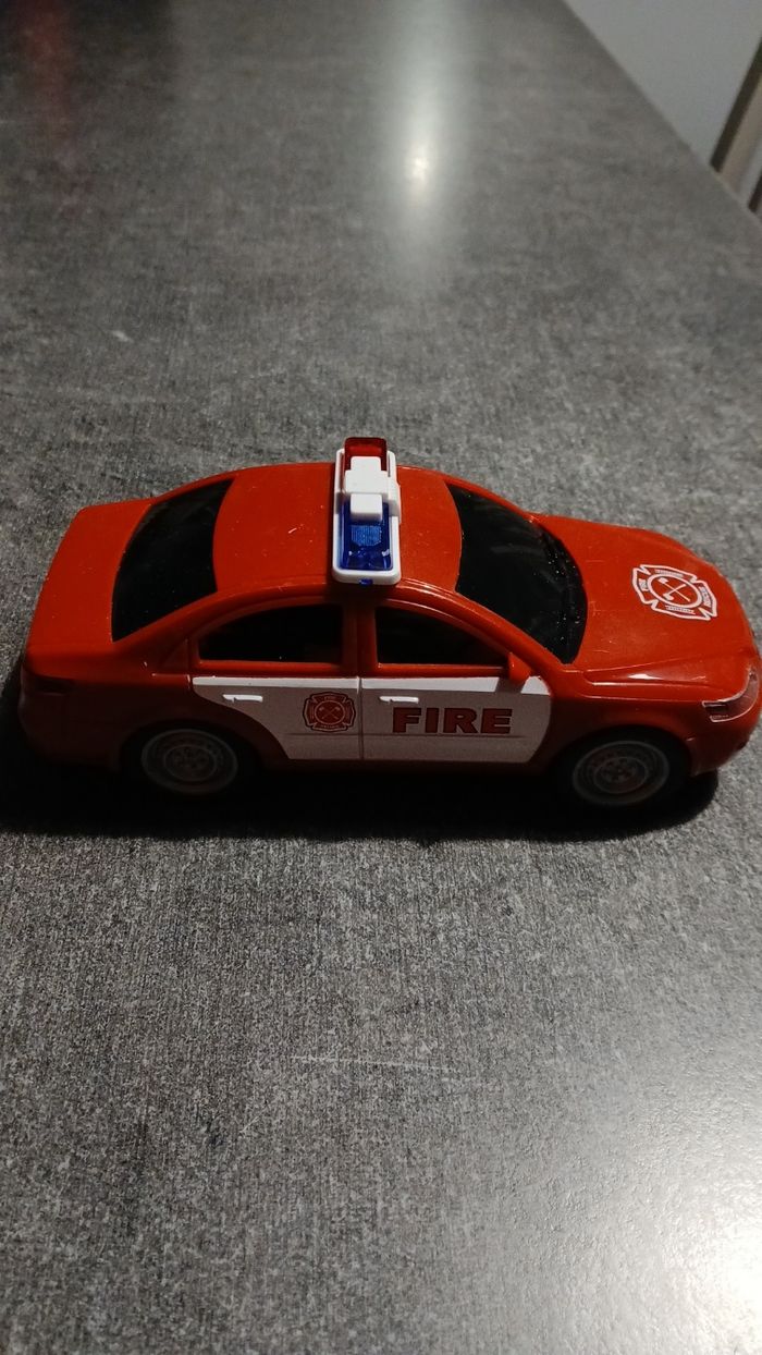 Lot voitures rouge - photo numéro 3