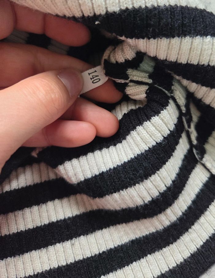 Pull rayé noir et blanc 10 ans - Classique et chaud - photo numéro 3