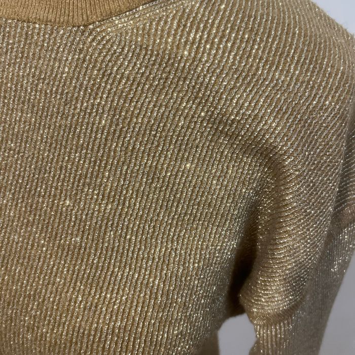 Pull doré Kiabi taille M - photo numéro 2
