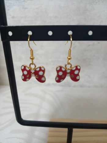 Boucle d'oreille minnie