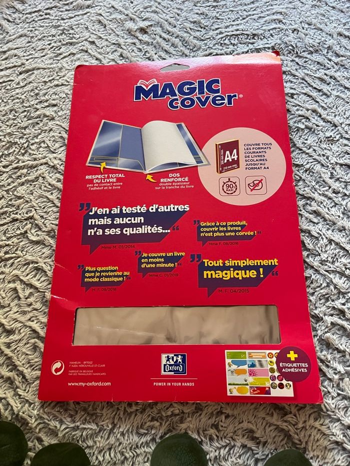 Couvre livre - photo numéro 2