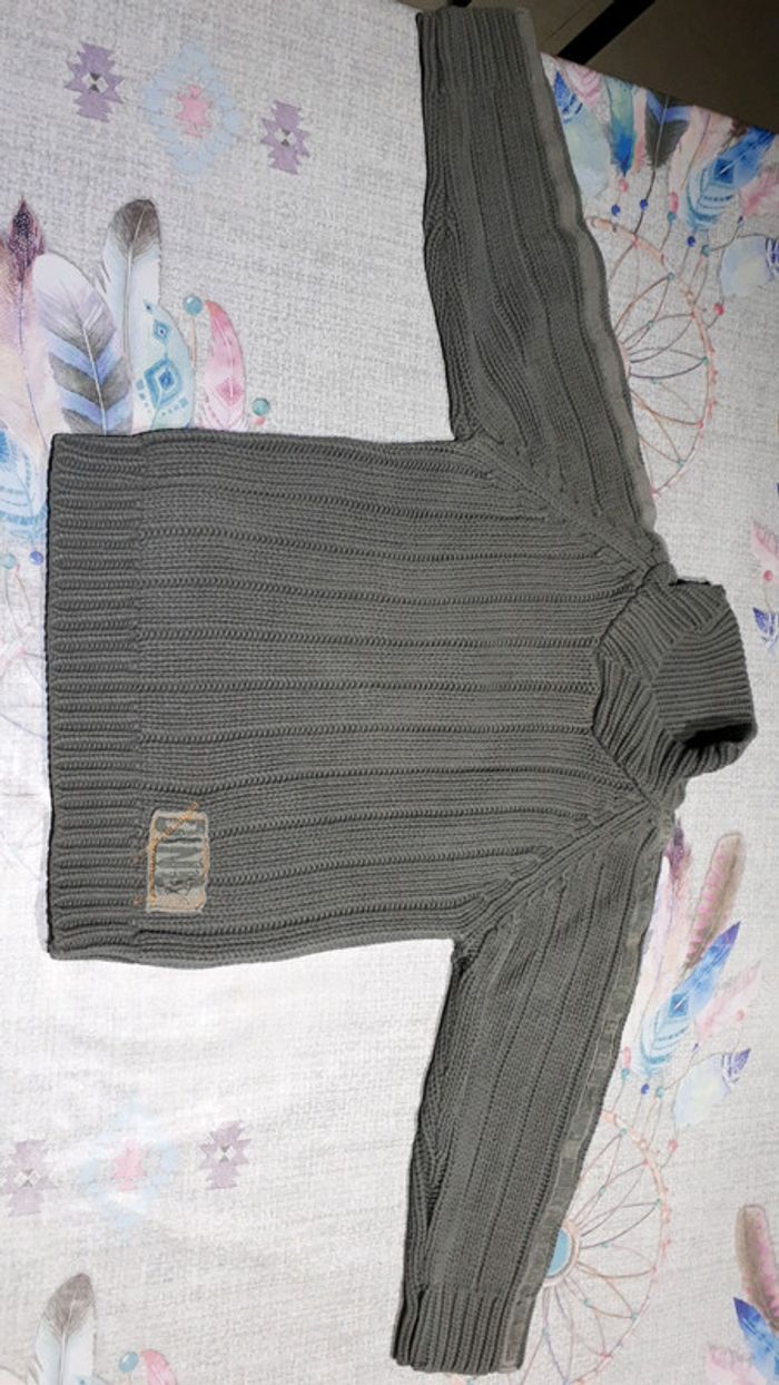 Pull gris - photo numéro 2