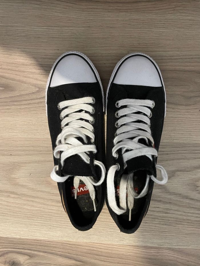 Baskets Levi’s femme – pointure 40 - photo numéro 2