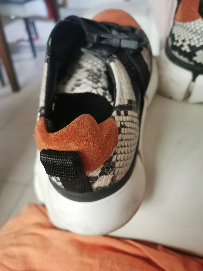 Belles sneakers cuir et cuir retourné p 41 originales - photo numéro 5