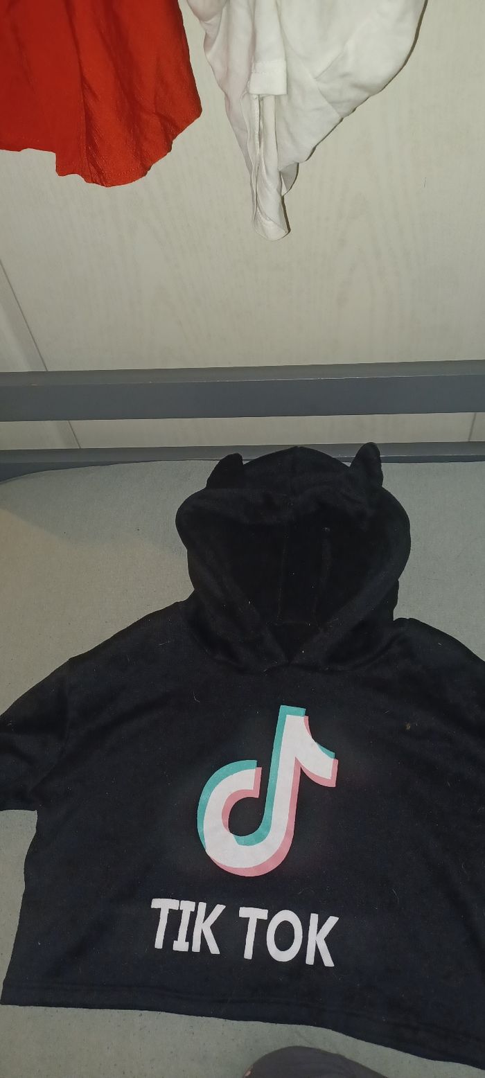 Vêtements fille à donner - photo numéro 6