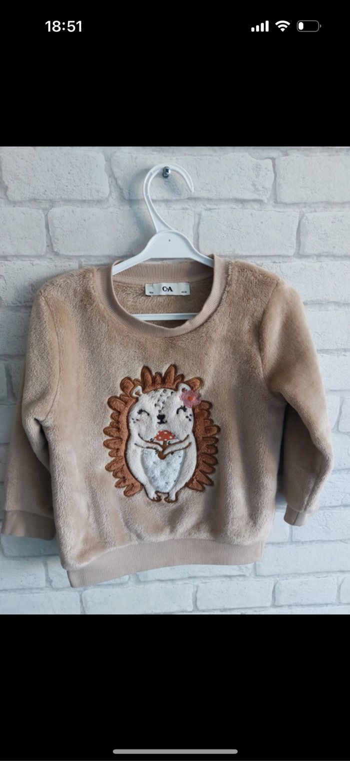 Pull C&A taille 4 ans