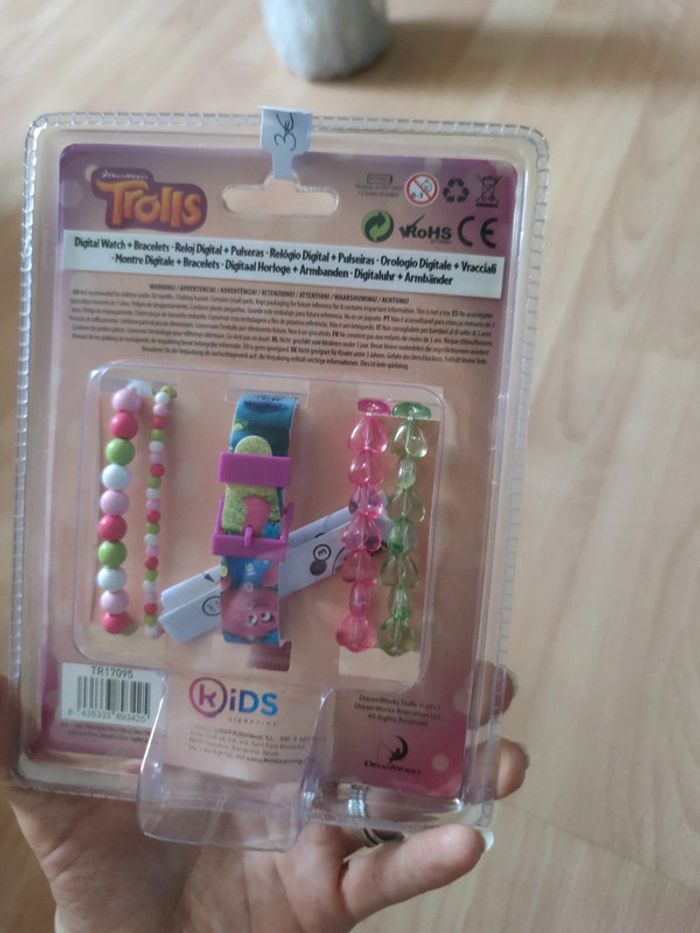 Montre et bracelets enfants - photo numéro 3