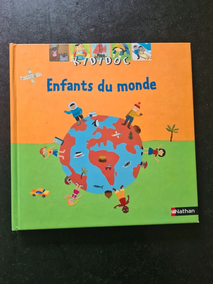 Livre kididoc enfants du monde