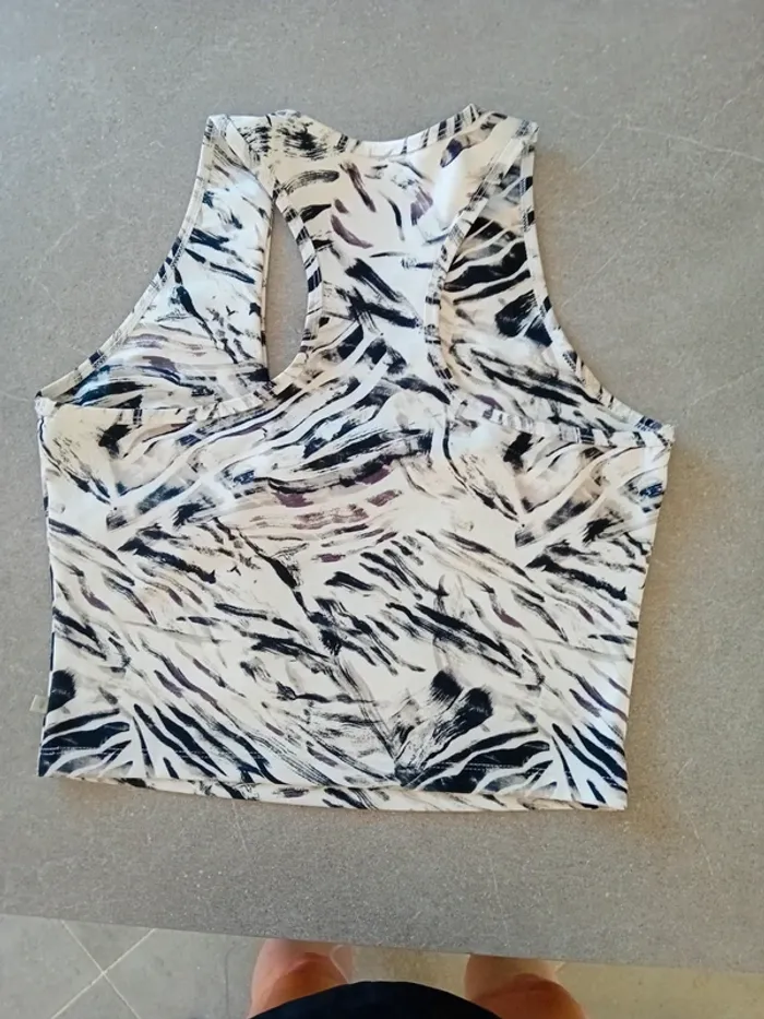 Débardeur décolleté taille M/38 - photo numéro 4