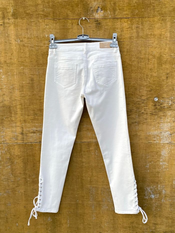 Jean skinny blanc et rouge ZARA - photo numéro 3