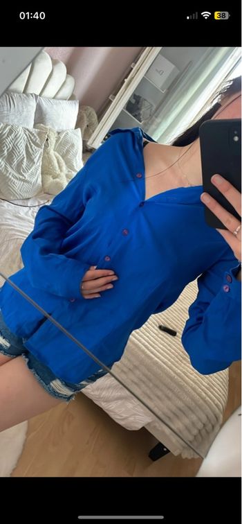 Chemise bleu électrique