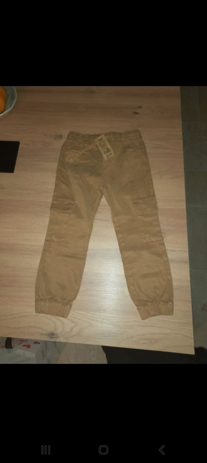 Pantalon cargo