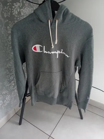 Sweet a capuche champion brodé taille m