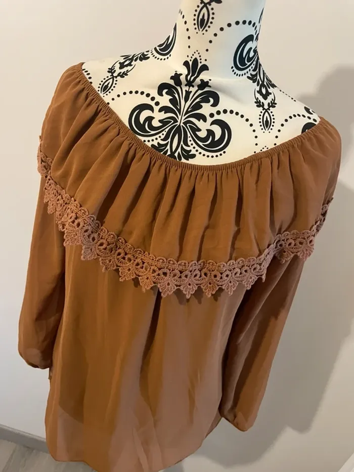 Blouse bohème marron - Épaules dénudées - Taille 38 - photo numéro 2