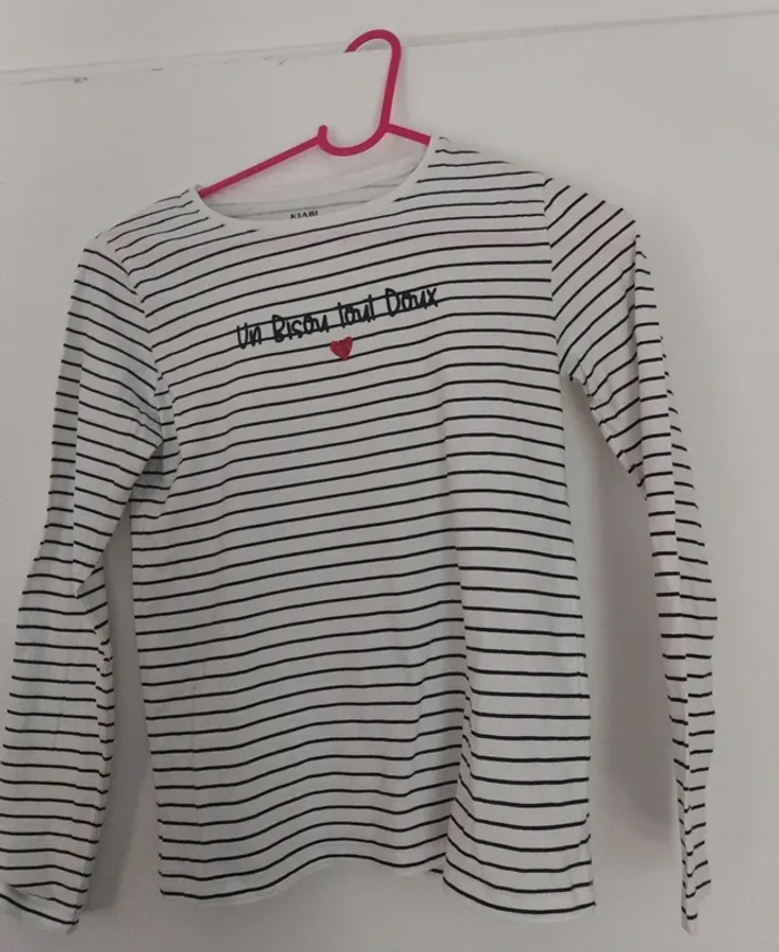 Lot vêtements 10 ans - photo numéro 4