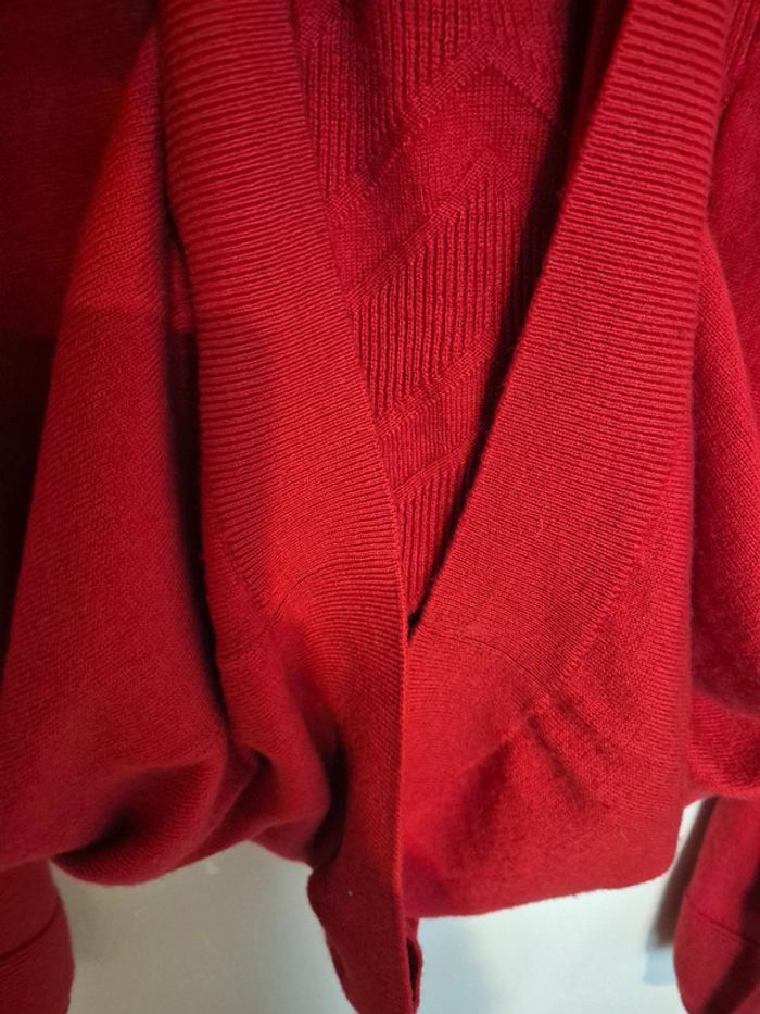 Pull Un jour ailleurs taille 4 - photo numéro 6