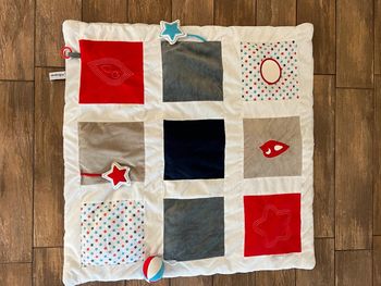 Tapis d’éveil bébé