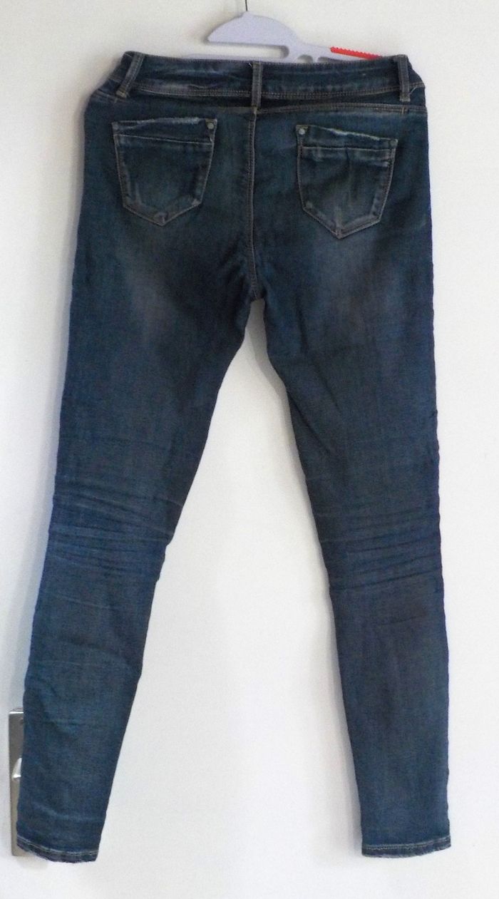 JEAN HELLO MISS TAILLE 36 - photo numéro 2