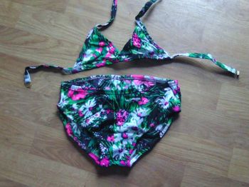 Maillot 2 pièces DARINA rose vert blanc taille 4 ans NEUF
