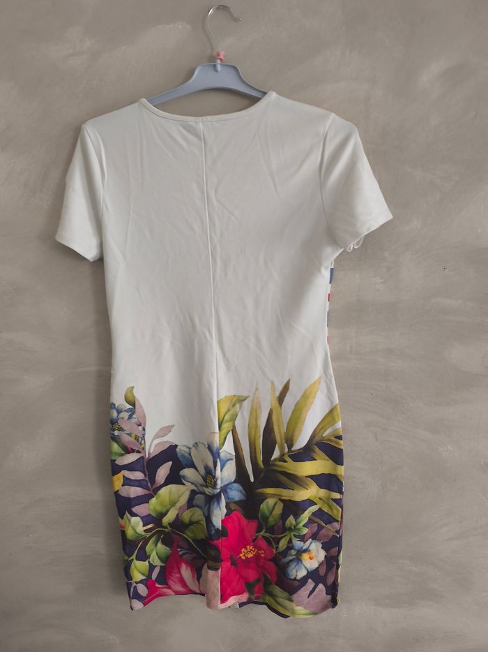 Robe Desigual taille L - photo numéro 2