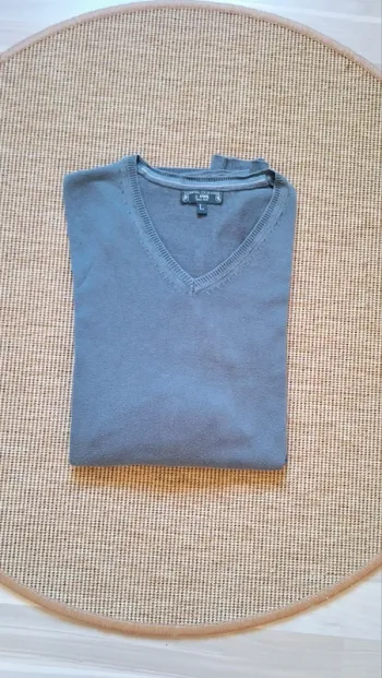 Joli pull homme OWK taille L