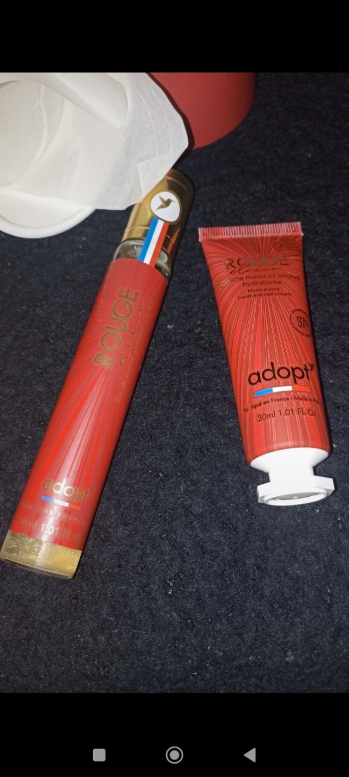 Lot parfum plus crème mains Adopt Rouge.neuf. - photo numéro 2