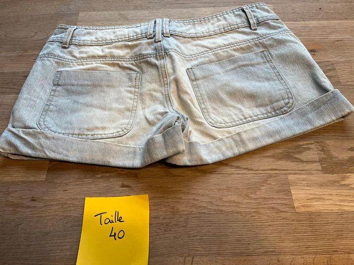 Short en jean taille 40 - photo numéro 2