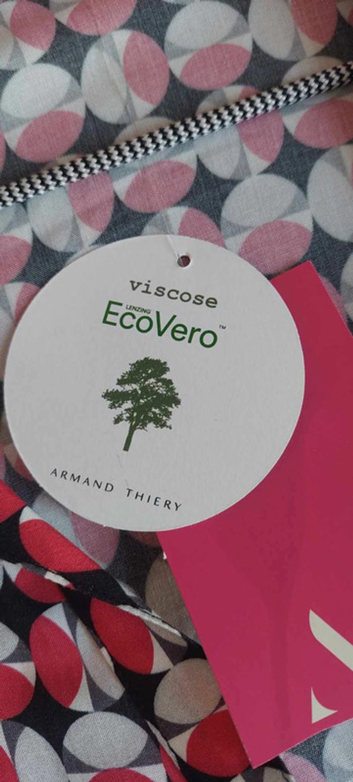 Superbe chemisier femme Armand Thiery taille 4 viscose EcoVero imprimé graphique neuve - photo numéro 10