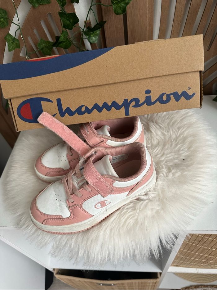 Magnifique chaussures basket rose et blanche de chez Champion en pointure 30 - photo numéro 10