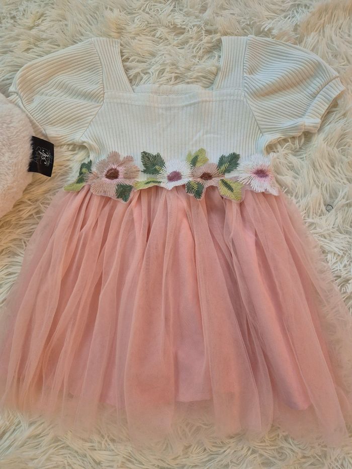 Robe avec tulle - photo numéro 2