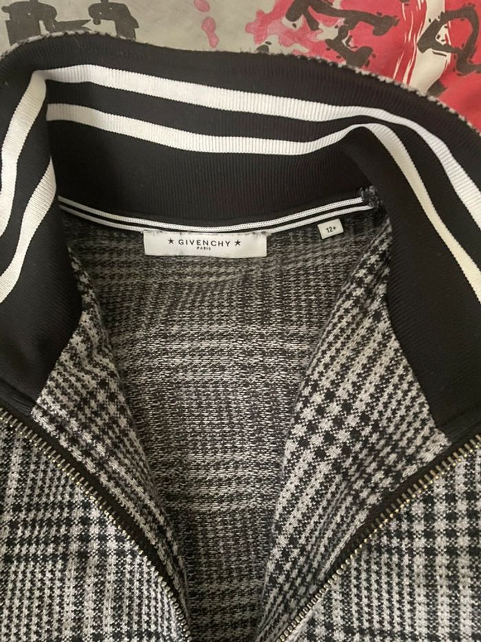 Jogging Givenchy - photo numéro 2