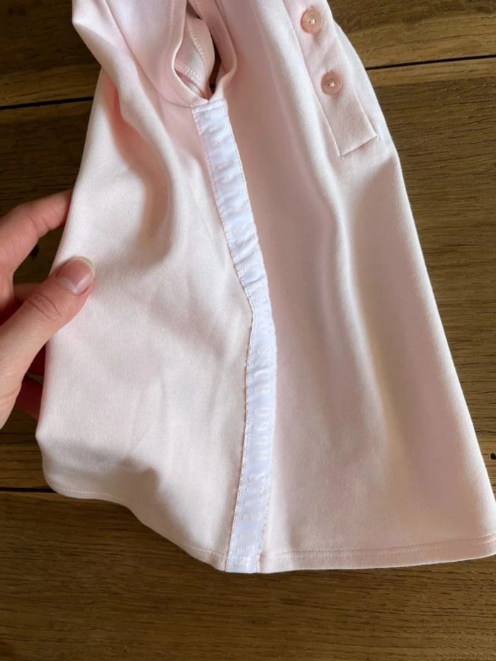 Robe d’été rose pâle façon tennis Hugo Boss - photo numéro 5