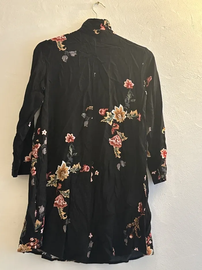 Chemises noir à fleurs tS - photo numéro 6