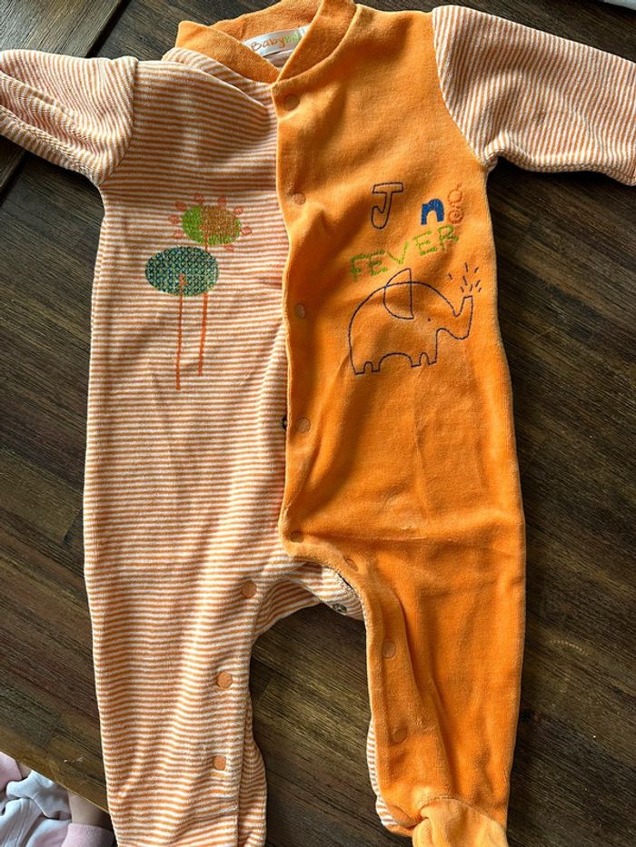 Lot pyjamas velours - photo numéro 7