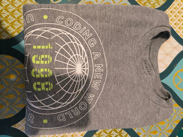 Pull gris - photo numéro 3