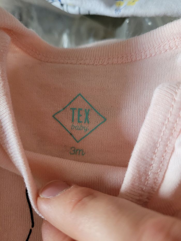 Bodie manche courte 3mois fille - photo numéro 2