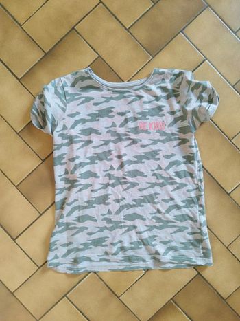 Tee shirt 11/12 ans